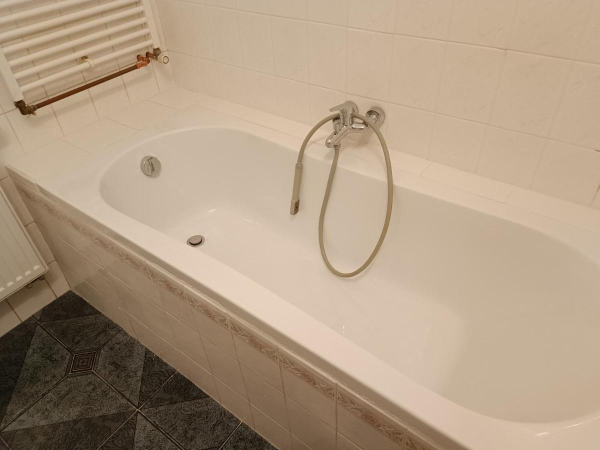 Apartman Horni Slavkov Hodinarstvi Exteriör bild